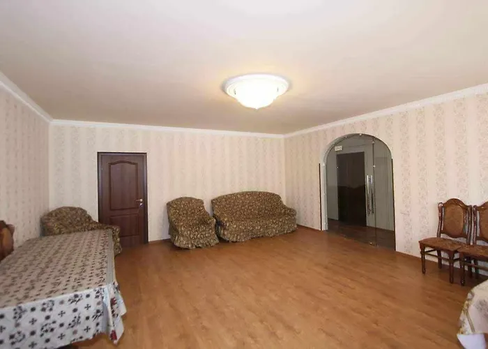 Ani Guest House