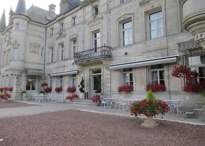 Château des Monthairons Hôtel Restaurant GastroMaison Spa privatif