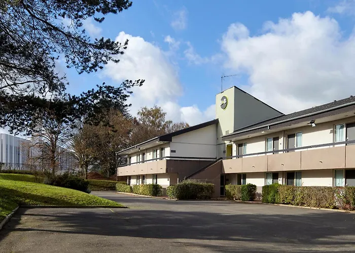 B&B Hotel Saclay