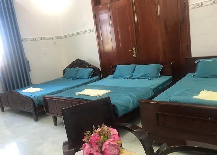Khach San Vinhomes Huynh Hotel