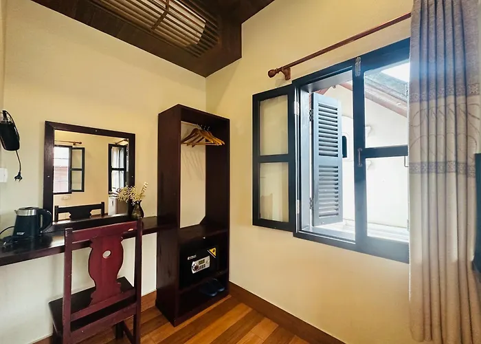 Luang Prabang Villa Ban Pakham Hotel