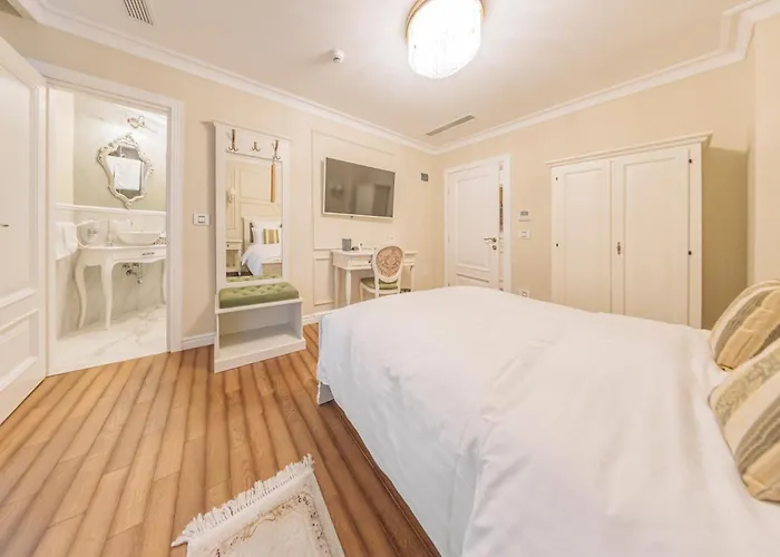 Grant Boutique Hotel