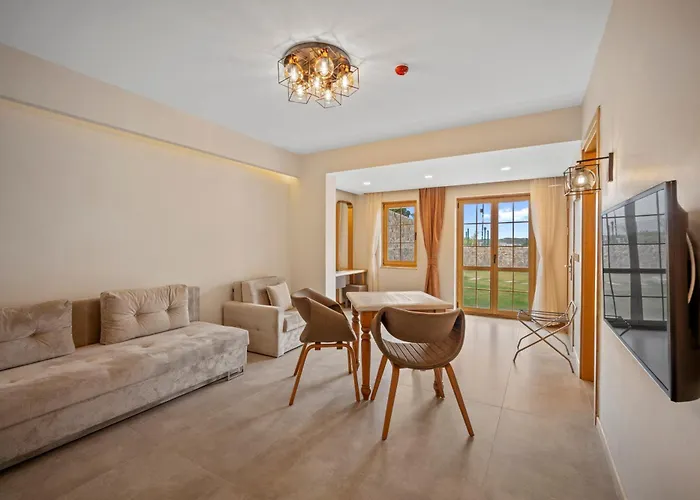 Zeyt Inn Hotel