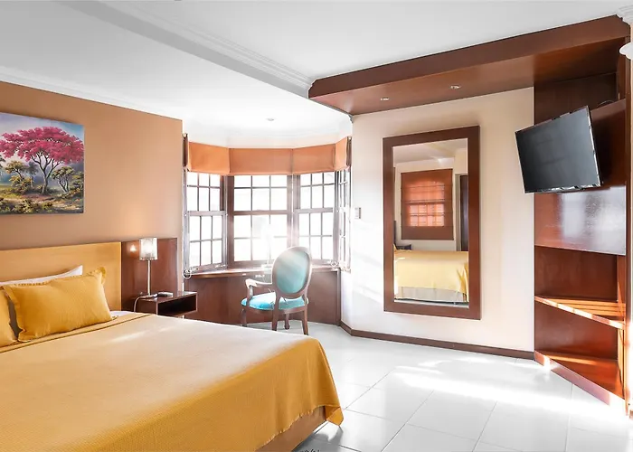 Hotel By Armonia Santa Cruz
