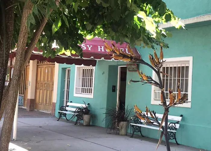 Hotel Embassy