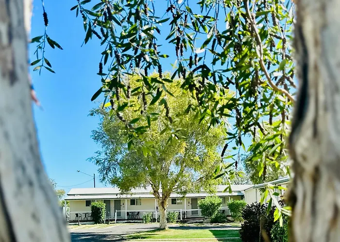 Country Way Motor Inn