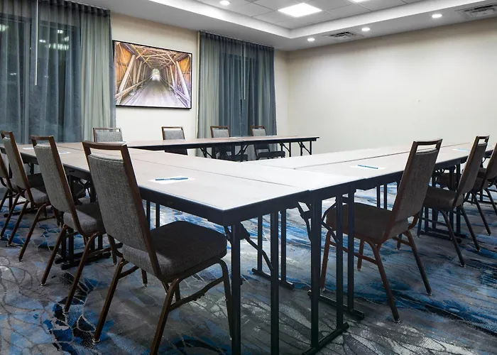 Fairfield By Marriott Inn & Suites Ashtabula