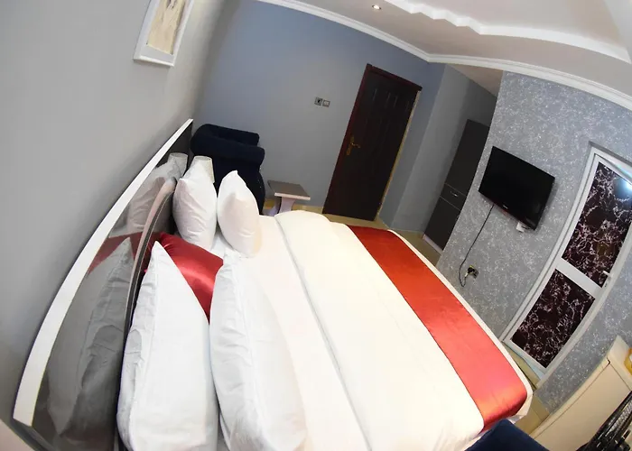 Remzy Hotel & Suites, Olomore