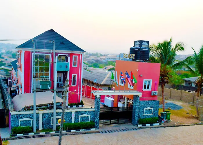 Remzy Hotel & Suites, Olomore
