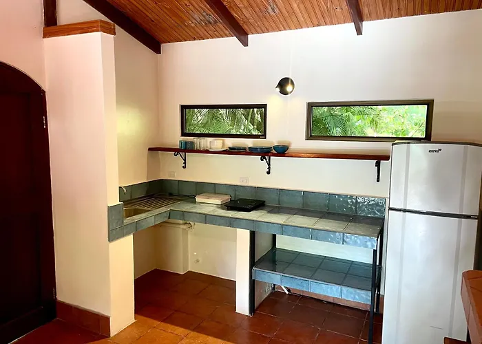 Rio Lindo Hotel