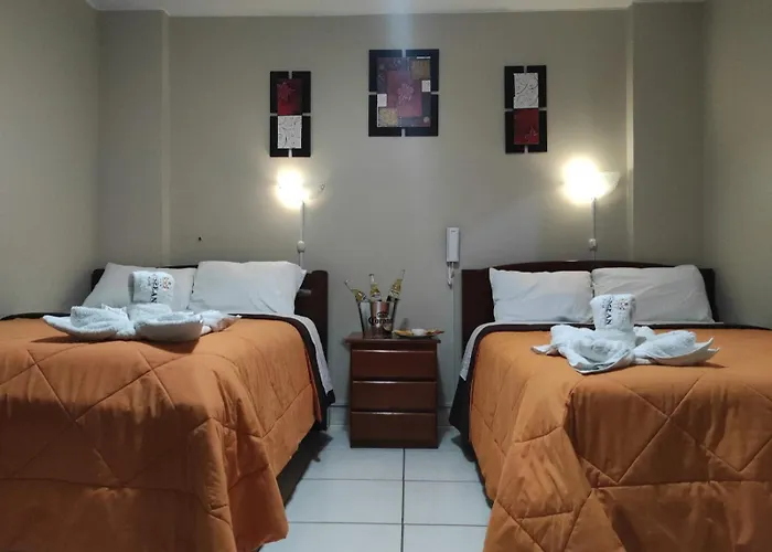 Hotel Roussean