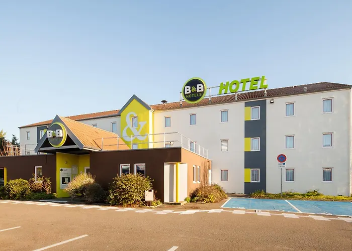 B&B HOTEL Maurepas 3 étoiles