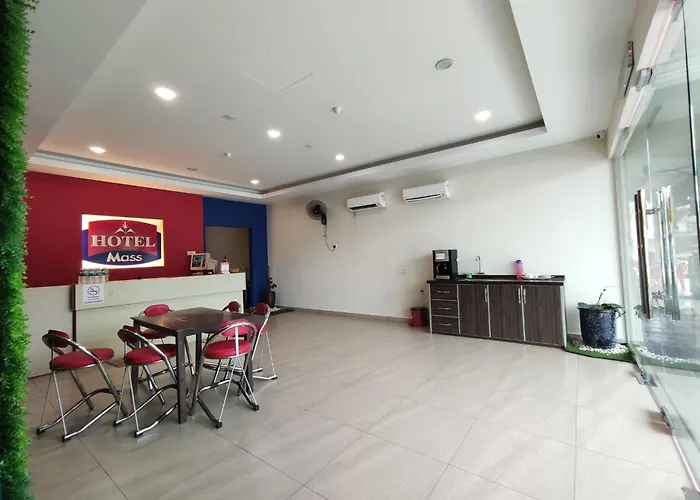 Mass Hotel
