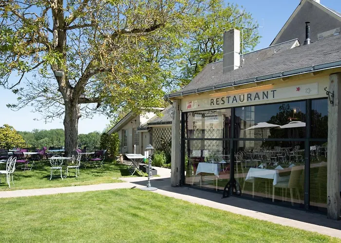 Logis Hotel Le Bussy