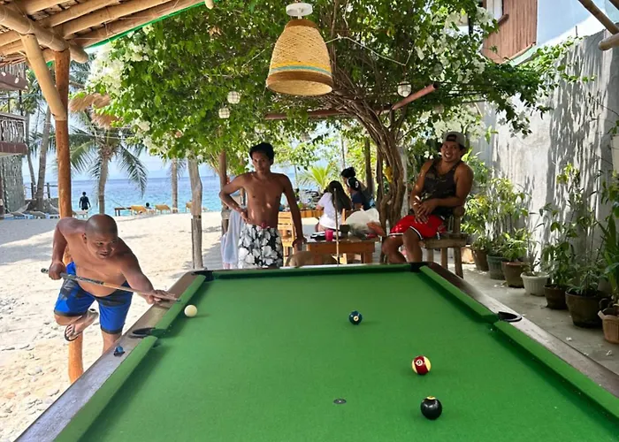 Bamboo House Beach Lodge & Restaurant