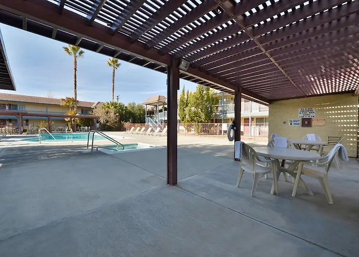 Americas Best Value Inn & Suites - Lancaster