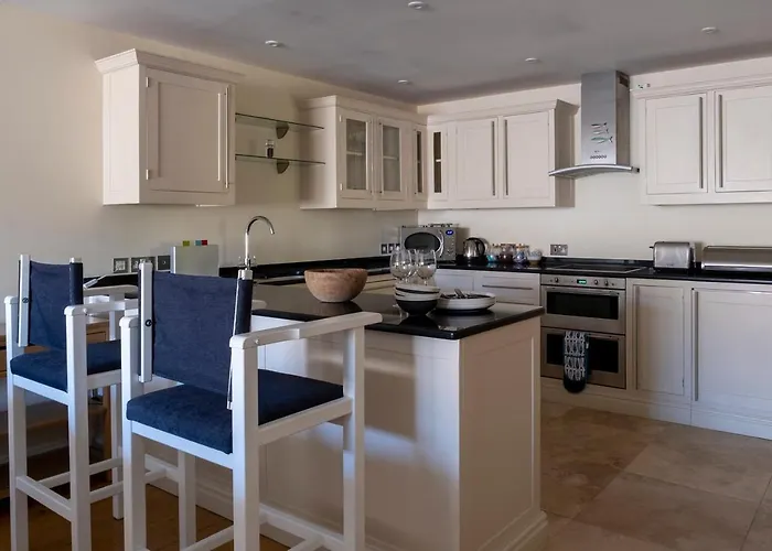 South Sands Hotel