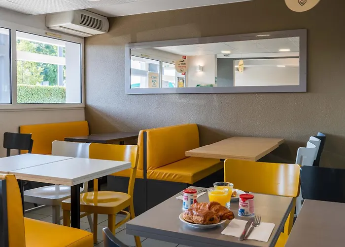 B&B HOTEL Orléans