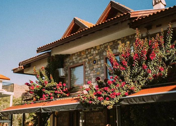 Vira Suites Hotel