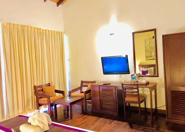Kamili Beach Resort, Kalutara