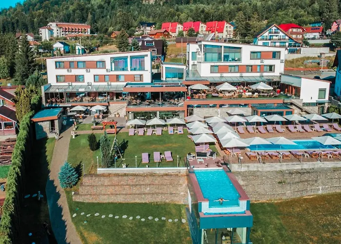Hotel Roser House Boutique - Pe Malul Lacului Colibita