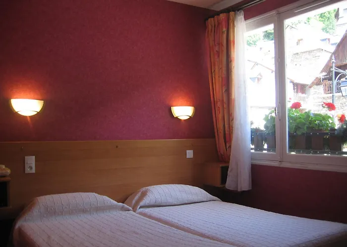 Hotel - Restaurant - Bar - Le Sapin Fleuri