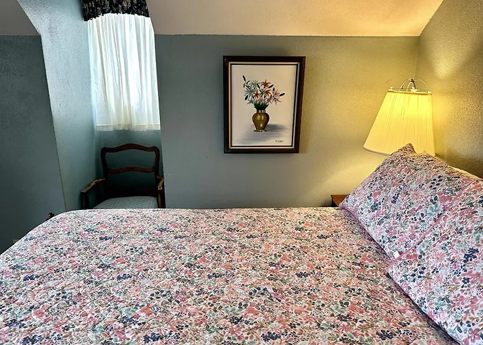 Montague Inn Bed & Breakfast