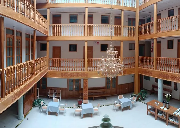 Hotel Aural
