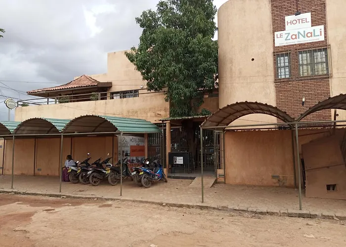 Le ZaNaLi Hotel