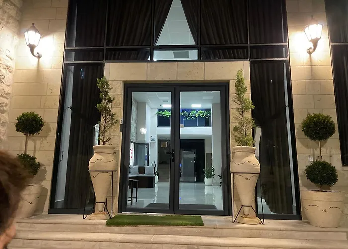 Mizirawi Historic Hotel