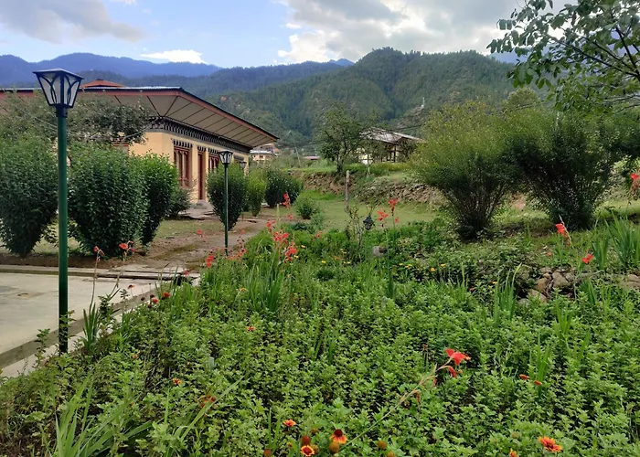Nirvana Lodge