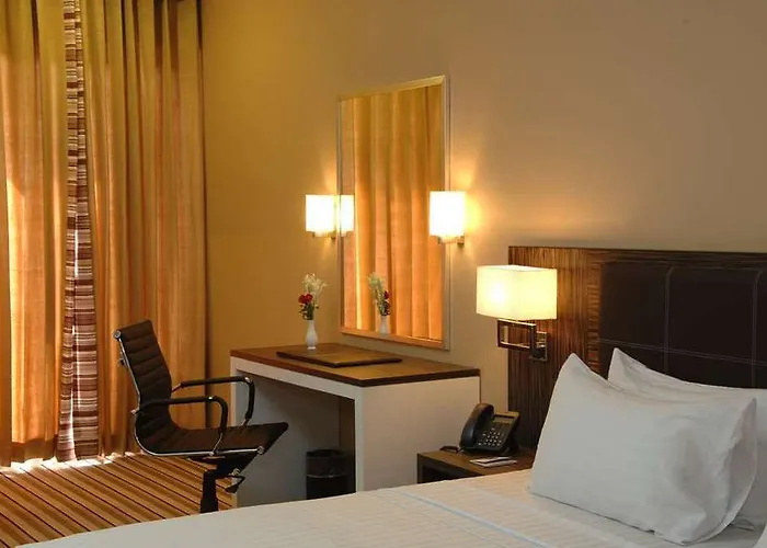 West Inn Hotel Faisalabad