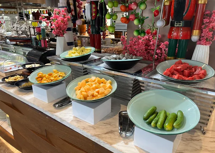 Grand Barony Qingdao Airport Hotel