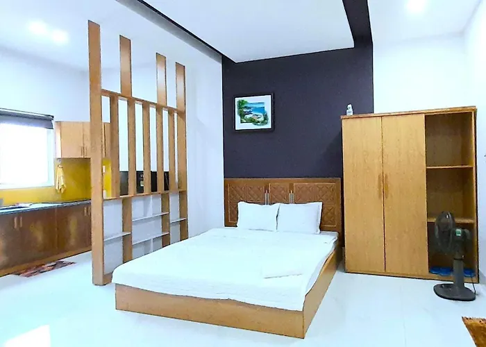 Love Hotel & Apartments