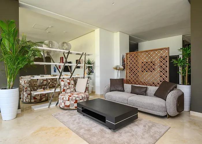 Playa Del Pacha Suites Hotel