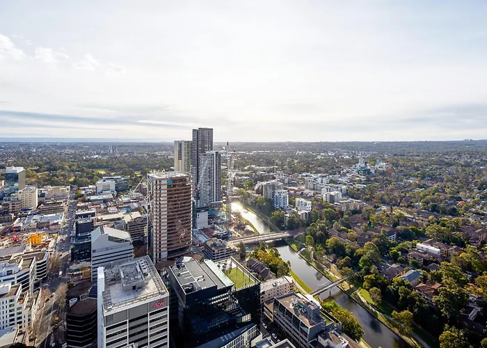 Meriton Suites George Street, Parramatta
