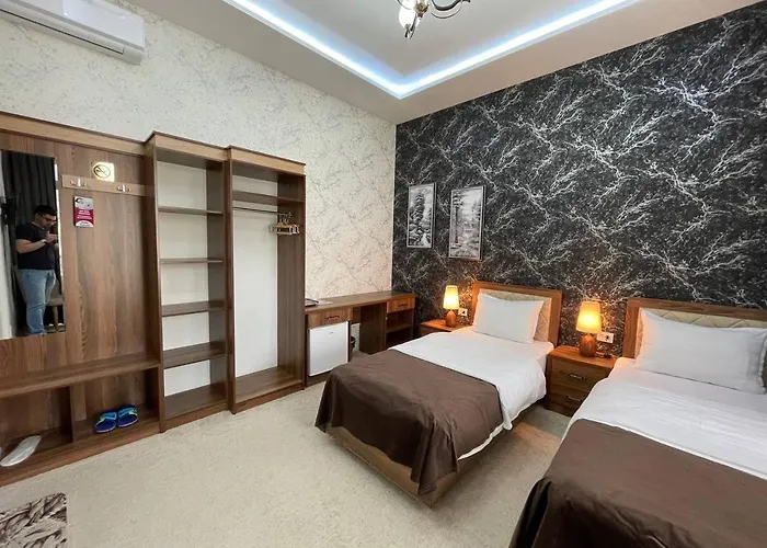 Sabrina Hotel