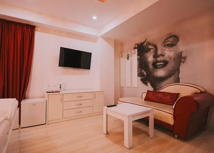 Mr.I Boutique Hotel & Bar