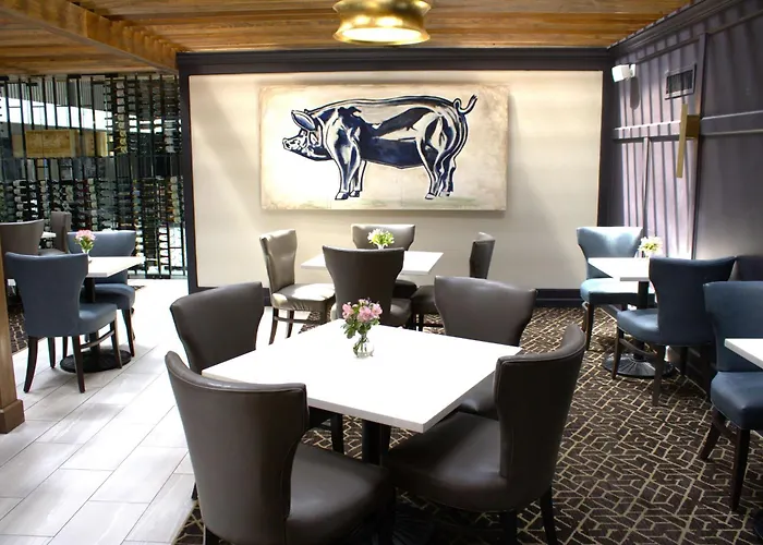 The Burgundy Hotel, Tapestry Collection By Hilton