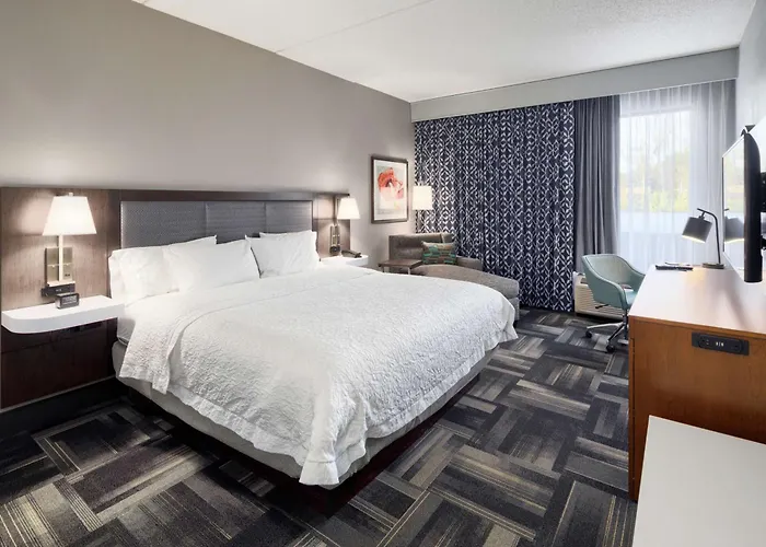Hampton Inn Louisville Northeast
