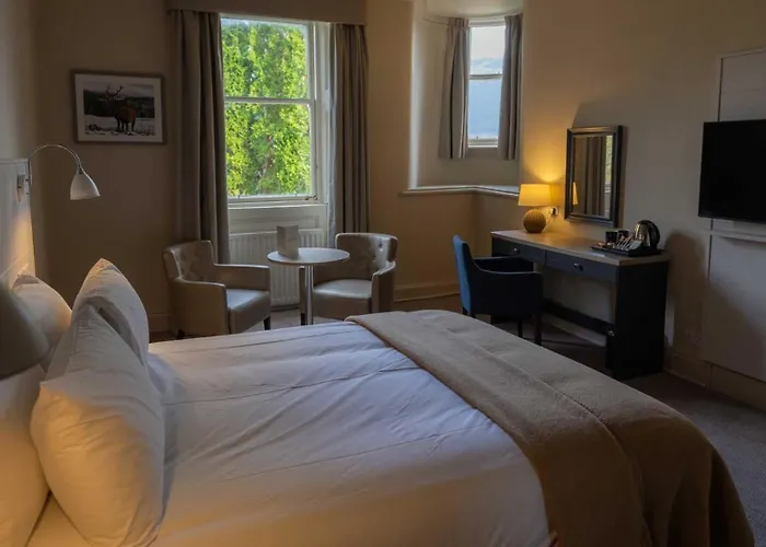 The Tarbet Hotel