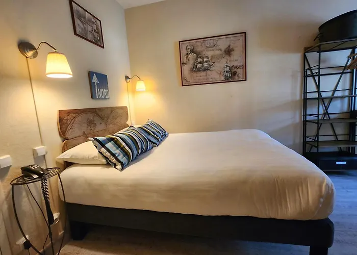 Logis Hôtel Lafayette Rochefort France