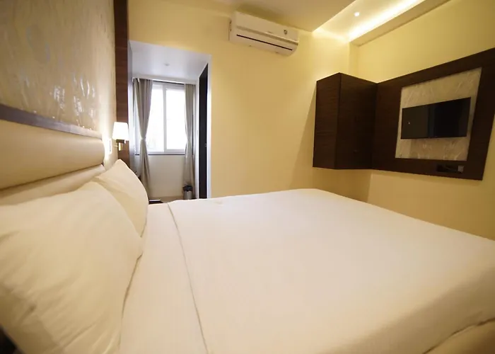 Aceotel Select Mayur