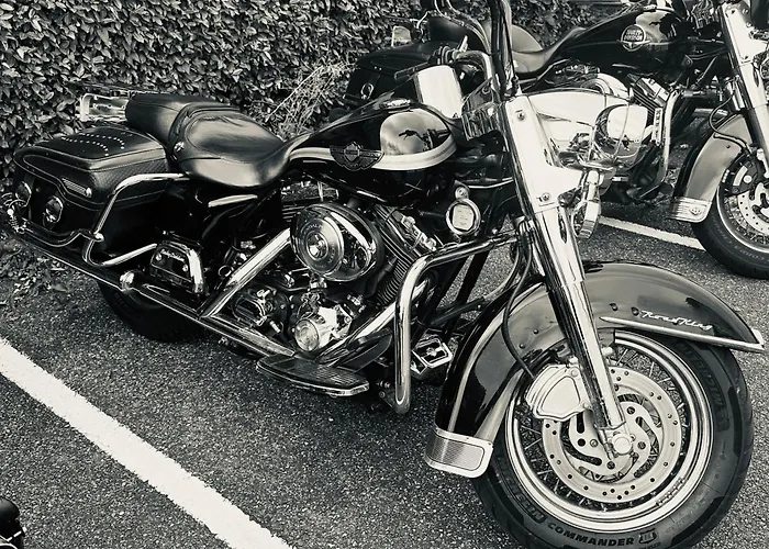 Ever Route 64 Brit Hotel Tarbes Ibos