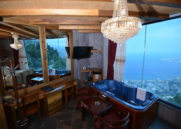Bay Lodge Boutique Hotel