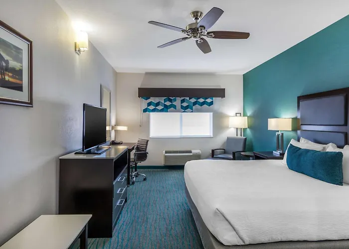 Best Western Plus Taft Inn
