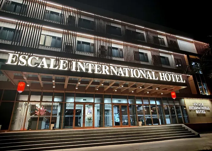 Escale International Hotel