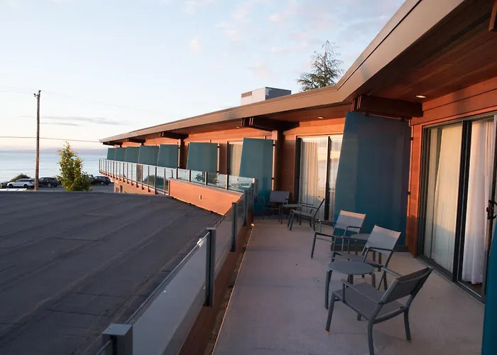 Qualicum Beach Inn