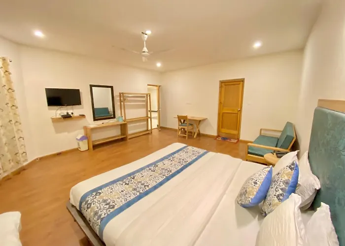 Hotel Palam Hills