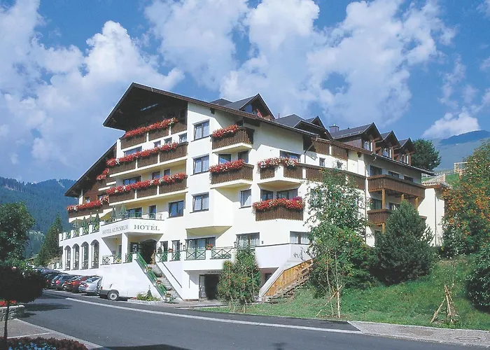Hotel Garni Alpenruh-Micheluzzi